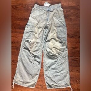 Divided Women's Light Gray Ankle Jeans